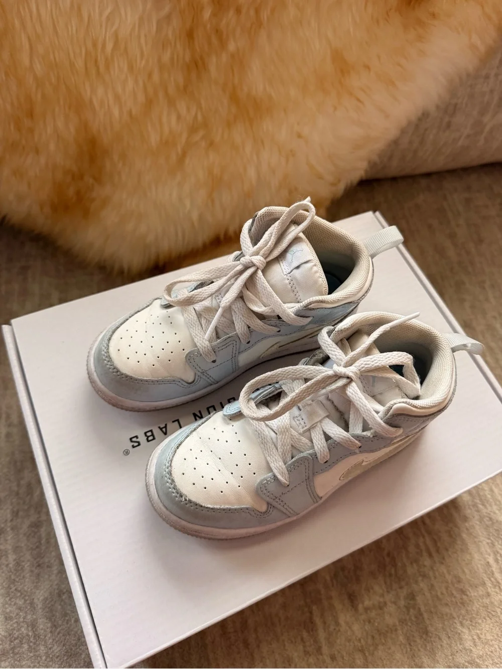 Jordan Kids Mid-Top Sneakers